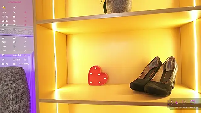 Anybuny online show from November 2025 12:02:02 PM