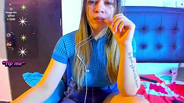 Snapshot of daniela_beauty chatting on December 2024 09:48:01 PM daniela beauty online show from December 2024 09:48:01 PM