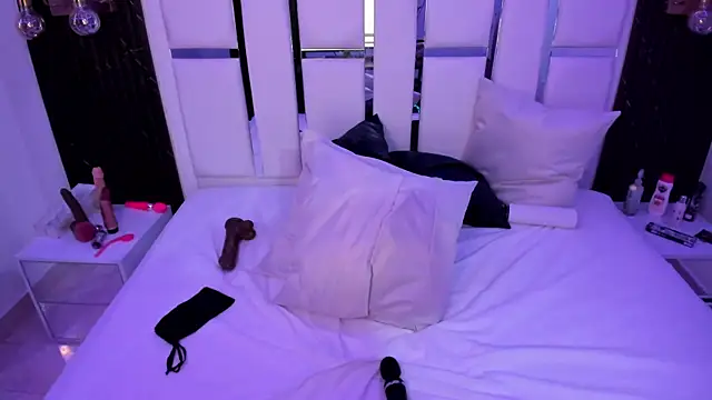 Snapshot of tamhy_ferrara chatting on December 2024 12:16:01 AM tamhy ferrara online show from December 2024 12:16:01 AM