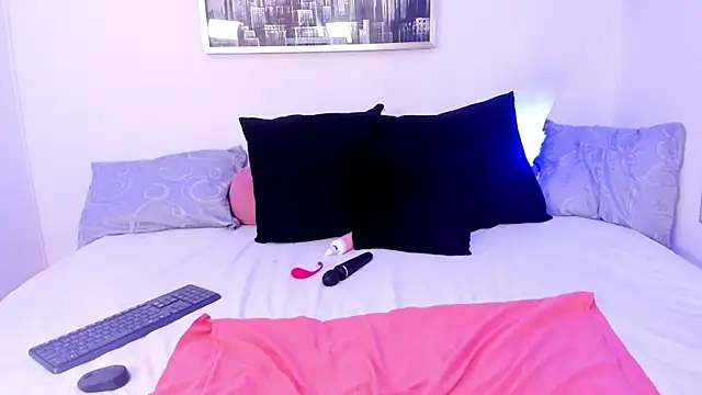 Snapshot of tamhy_ferrara chatting on February 2025 12:21:01 PM tamhy ferrara online show from February 2025 12:21:01 PM