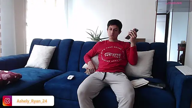 ashely ryan24 online show from February 2025 09:38:02 PM