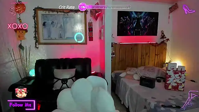Snapshot of LauGrayJ chatting on December 2024 01:08:01 AM LauGrayJ online show from December 2024 01:08:01 AM