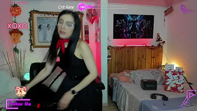 Snapshot of LauGrayJ chatting on December 2024 06:09:02 AM LauGrayJ online show from December 2024 06:09:02 AM