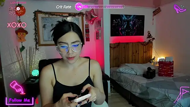 Snapshot of LauGrayJ chatting on January 2025 02:47:02 AM LauGrayJ online show from January 2025 02:47:02 AM