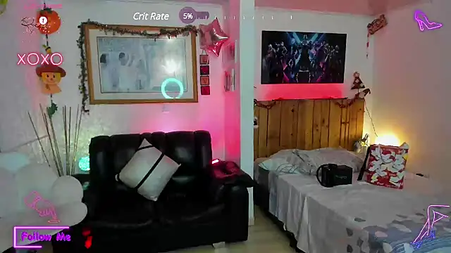 Snapshot of LauGrayJ chatting on February 2025 12:13:02 PM LauGrayJ online show from February 2025 12:13:02 PM