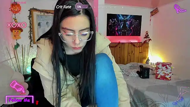 Snapshot of LauGrayJ chatting on February 2025 08:44:01 AM LauGrayJ online show from February 2025 08:44:01 AM