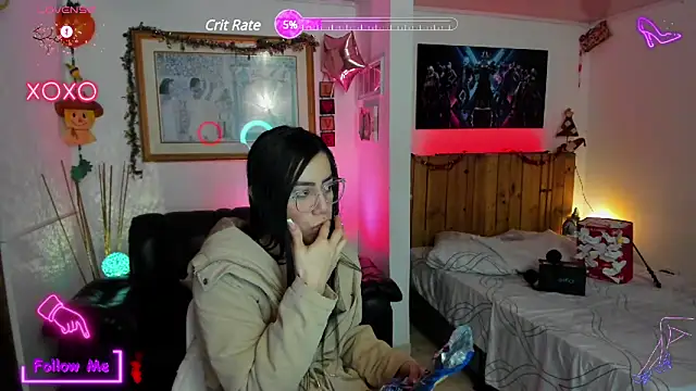 Snapshot of LauGrayJ chatting on February 2025 03:37:01 AM LauGrayJ online show from February 2025 03:37:01 AM