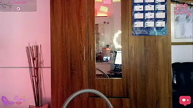 LauGrayJ online show from February 2026 01:58:02 PM