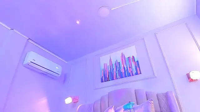 Snapshot of bigboobsnaughty1 chatting on November 2025 10:47:02 AM bigboobsnaughty1 online show from November 2025 10:47:02 AM