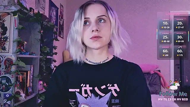 Snapshot of NaniMoore chatting on March 2026 08:26:01 PM NaniMoore online show from March 2026 08:26:01 PM