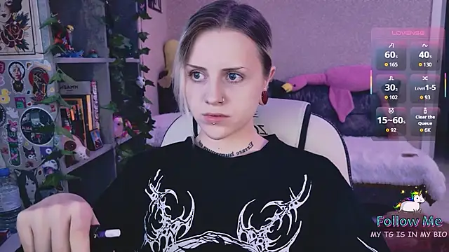 Snapshot of NaniMoore chatting on March 2026 08:03:02 PM NaniMoore online show from March 2026 08:03:02 PM