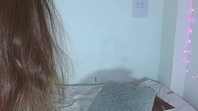 auroraa sexy online show from March 2025 02:46:02 PM