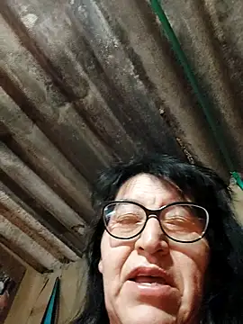 Snapshot of clarita_01 chatting on October 2025 10:34:02 AM clarita 01 online show from October 2025 10:34:02 AM