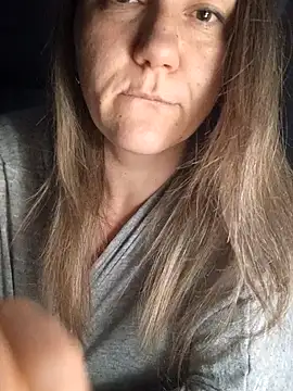 Snapshot of Ant0nina chatting on December 2024 07:11:01 PM Ant0nina online show from December 2024 07:11:01 PM