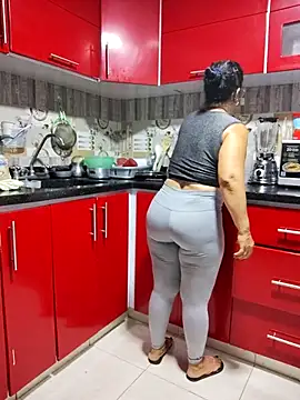 amaranta c online show from December 2025 05:29:01 PM