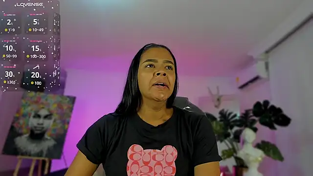 Snapshot of JANYLOVE__ chatting on February 2025 10:47:02 AM JANYLOVE online show from February 2025 10:47:02 AM