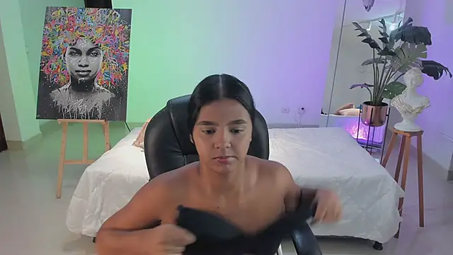 Snapshot of JANYLOVE__ chatting on November 2025 10:48:02 AM JANYLOVE online show from November 2025 10:48:02 AM