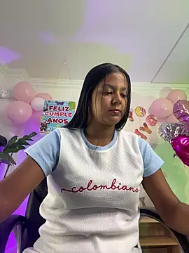 Snapshot of JANYLOVE__ chatting on June 2026 11:03:01 AM JANYLOVE online show from June 2026 11:03:01 AM