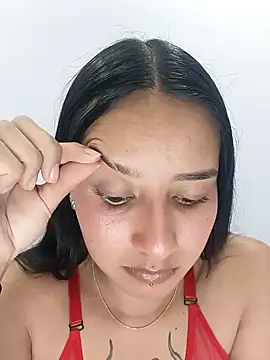 Snapshot of _vaness chatting on December 2024 04:32:01 AM vaness online show from December 2024 04:32:01 AM