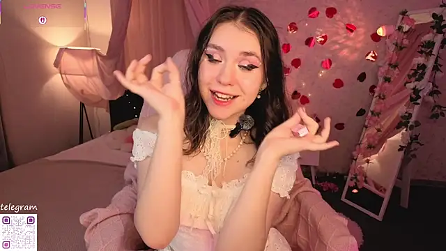 lilly Cherry  online show from July 2026 11:27:02 AM