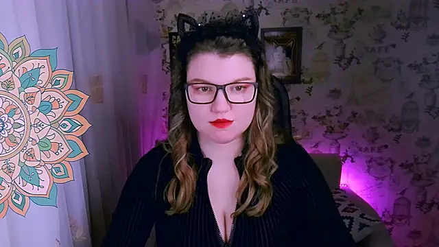 Snapshot of VioletteWay chatting on April 2026 03:42:02 PM VioletteWay online show from April 2026 03:42:02 PM