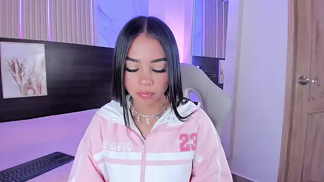 Violet spencer online show from January 2025 06:10:01 PM