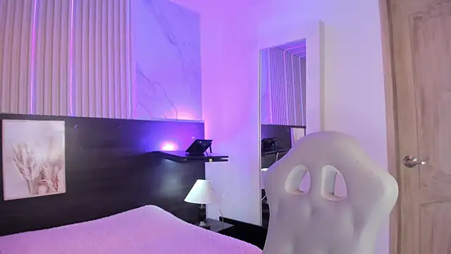 Violet spencer online show from January 2025 06:21:01 PM