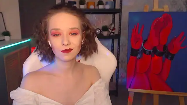 FascinatingEyess online show from December 2024 10:34:02 PM