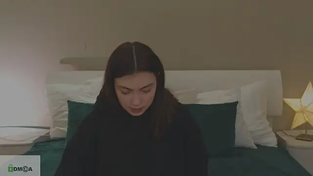 Snapshot of katty__cat chatting on December 2024 01:05:02 PM katty cat online show from December 2024 01:05:02 PM