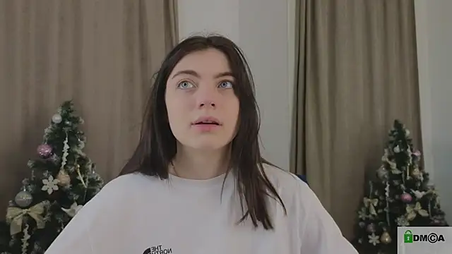 Snapshot of katty__cat chatting on January 2025 12:52:01 PM katty cat online show from January 2025 12:52:01 PM