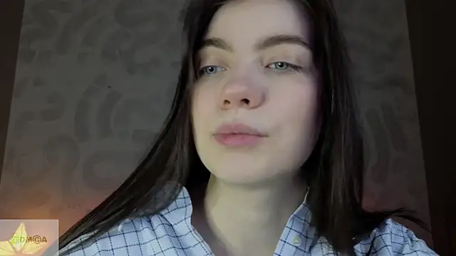 Snapshot of katty__cat chatting on February 2025 01:10:02 PM katty cat online show from February 2025 01:10:02 PM