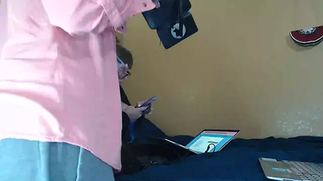 Snapshot of Babz0ntheR0x chatting on January 2025 03:27:02 AM Babz0ntheR0x online show from January 2025 03:27:02 AM