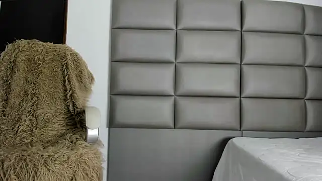 dereksmith2 online show from February 2025 10:37:01 PM