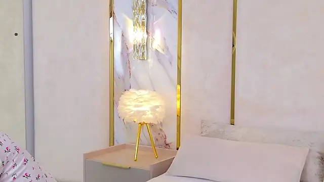 Snapshot of Jullia_Carter chatting on February 2025 12:22:01 PM Jullia Carter online show from February 2025 12:22:01 PM