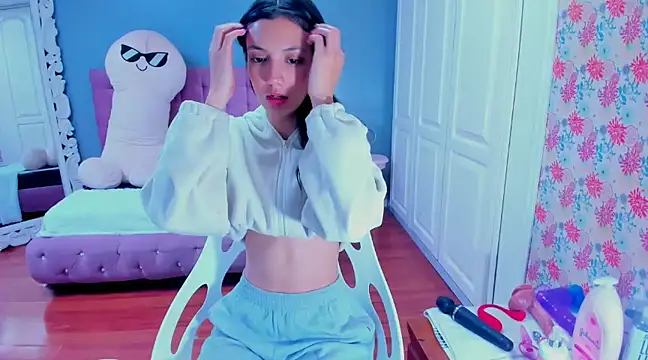 Iris Stone  online show from January 2025 08:22:01 PM