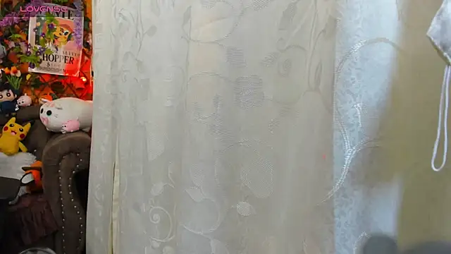 Snapshot of ravenn_20 chatting on October 2025 11:18:02 AM ravenn 20 online show from October 2025 11:18:02 AM