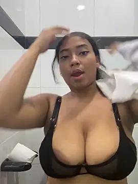 Snapshot of belacampbell chatting on January 2025 06:33:01 AM belacampbell online show from January 2025 06:33:01 AM