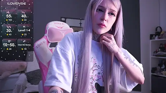 fraulein mooon online show from January 2026 06:20:01 PM