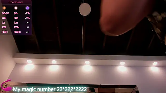 Snapshot of anyi_sweet_titss chatting on November 2025 10:21:01 PM anyi sweet titss online show from November 2025 10:21:01 PM