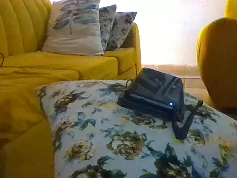 Snapshot of sherry_anne chatting on March 2026 09:25:03 AM sherry anne online show from March 2026 09:25:03 AM