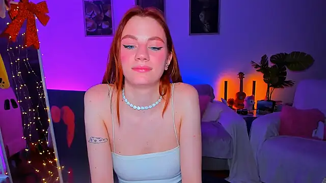 Alyssa Smitt online show from March 2025 11:42:02 PM