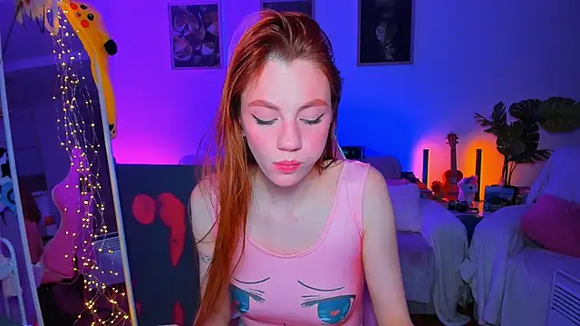 Alyssa Smitt online show from March 2025 11:23:02 PM