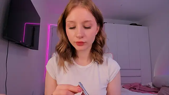 Snapshot of Eva_Davi chatting on January 2025 07:59:01 AM Eva Davi online show from January 2025 07:59:01 AM