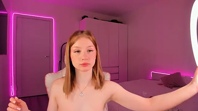 Snapshot of Eva_Davi chatting on February 2025 01:58:01 AM Eva Davi online show from February 2025 01:58:01 AM