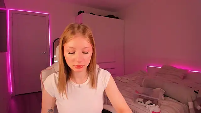 Snapshot of Eva_Davi chatting on March 2025 01:53:02 AM Eva Davi online show from March 2025 01:53:02 AM