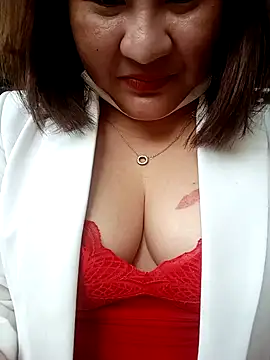 Snapshot of Rose_DiDi chatting on March 2025 05:00:02 AM Rose DiDi online show from March 2025 05:00:02 AM