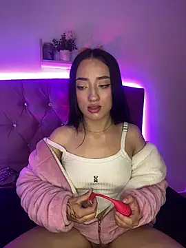 Ady 18 online show from March 2025 09:48:01 PM