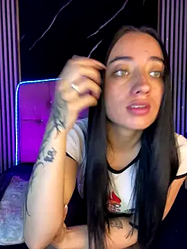 Ady 18 online show from October 2025 03:42:01 PM