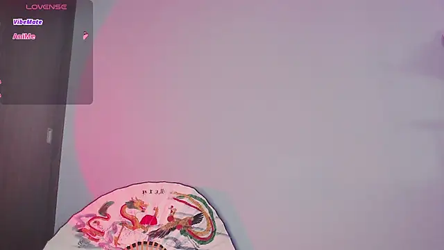 Snapshot of catipetite chatting on December 2024 06:36:01 AM catipetite online show from December 2024 06:36:01 AM