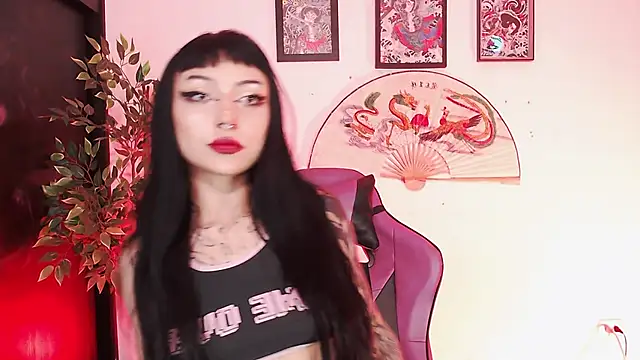 Snapshot of catipetite chatting on April 2026 08:28:02 AM catipetite online show from April 2026 08:28:02 AM